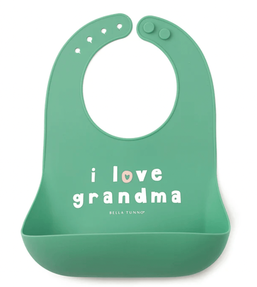 Love Grandma Wonder Bib