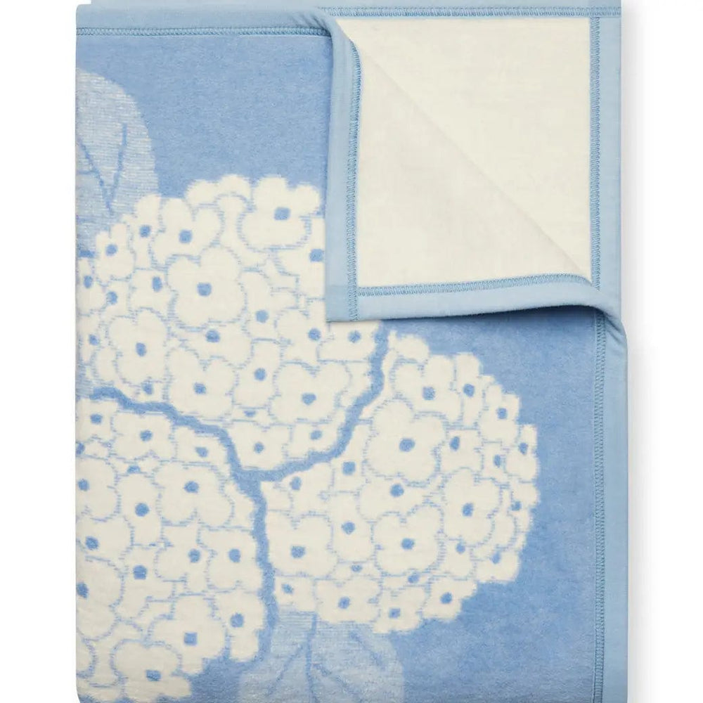 Chappy Wrap Hydrangeas Bluebell Blanket