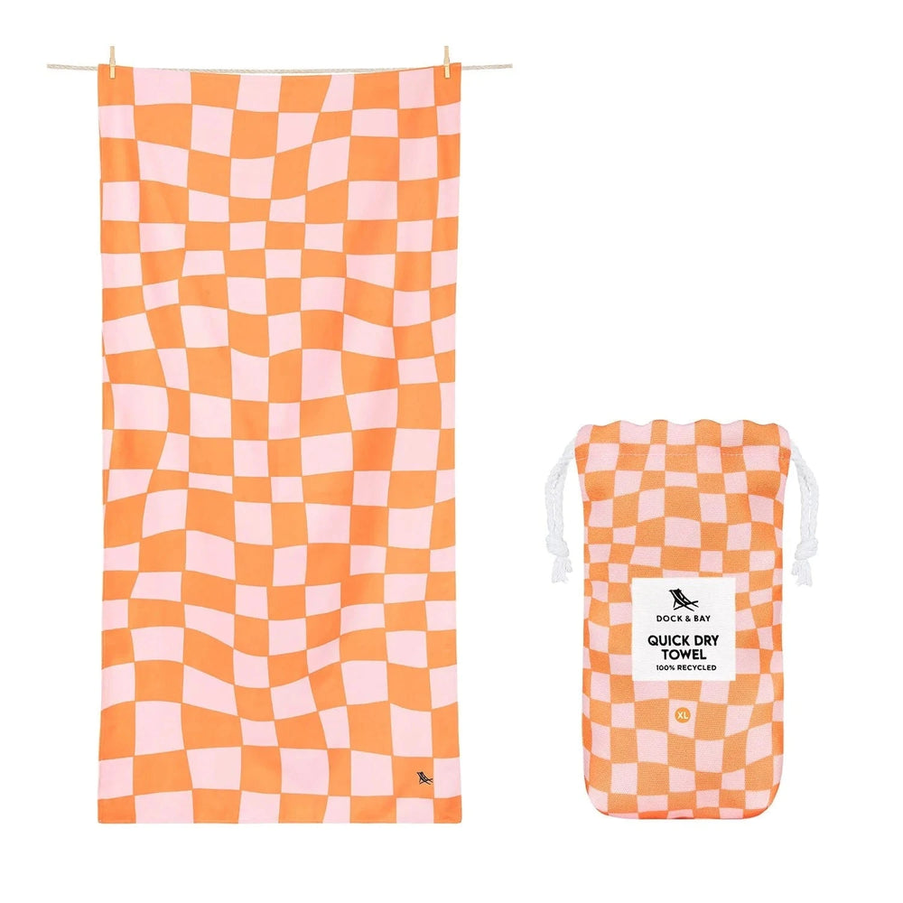 Dock & Bay Groovy Check Beach Towel